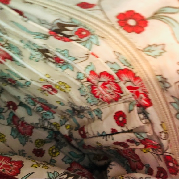 Latico Red Crossbody Bag - Picture 5 of 7